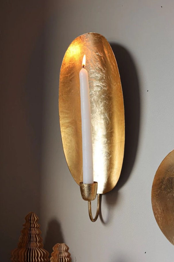 Vintage-Style Leaf Sconce  Handcraft